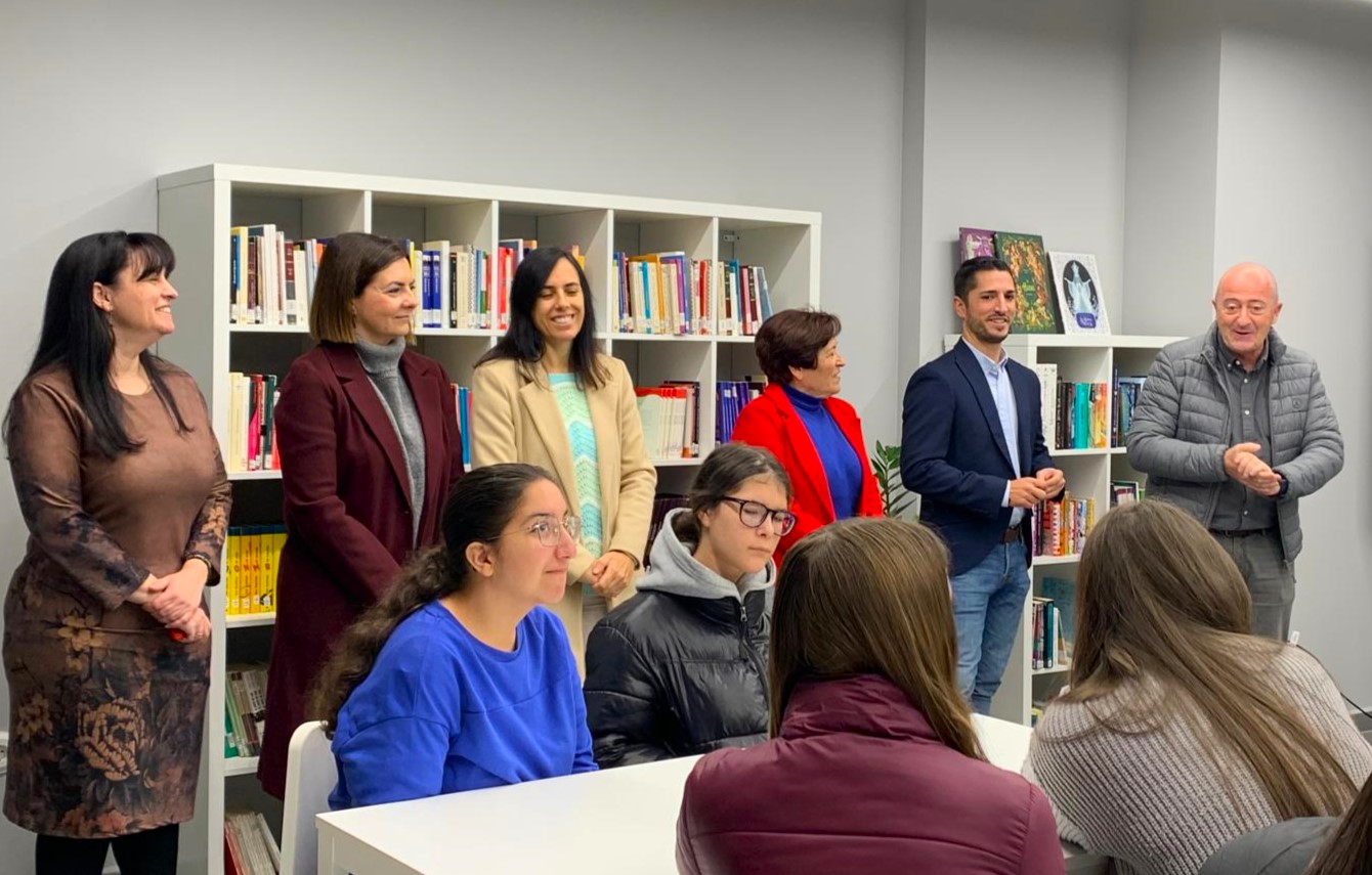 El IES Europa de Águilas inaugura su nueva biblioteca como espacio moderno de estudio y aprendizaje digital