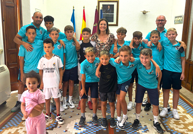El equipo alevín de la Escuela de Fútbol Playas de Águilas, imbatibles