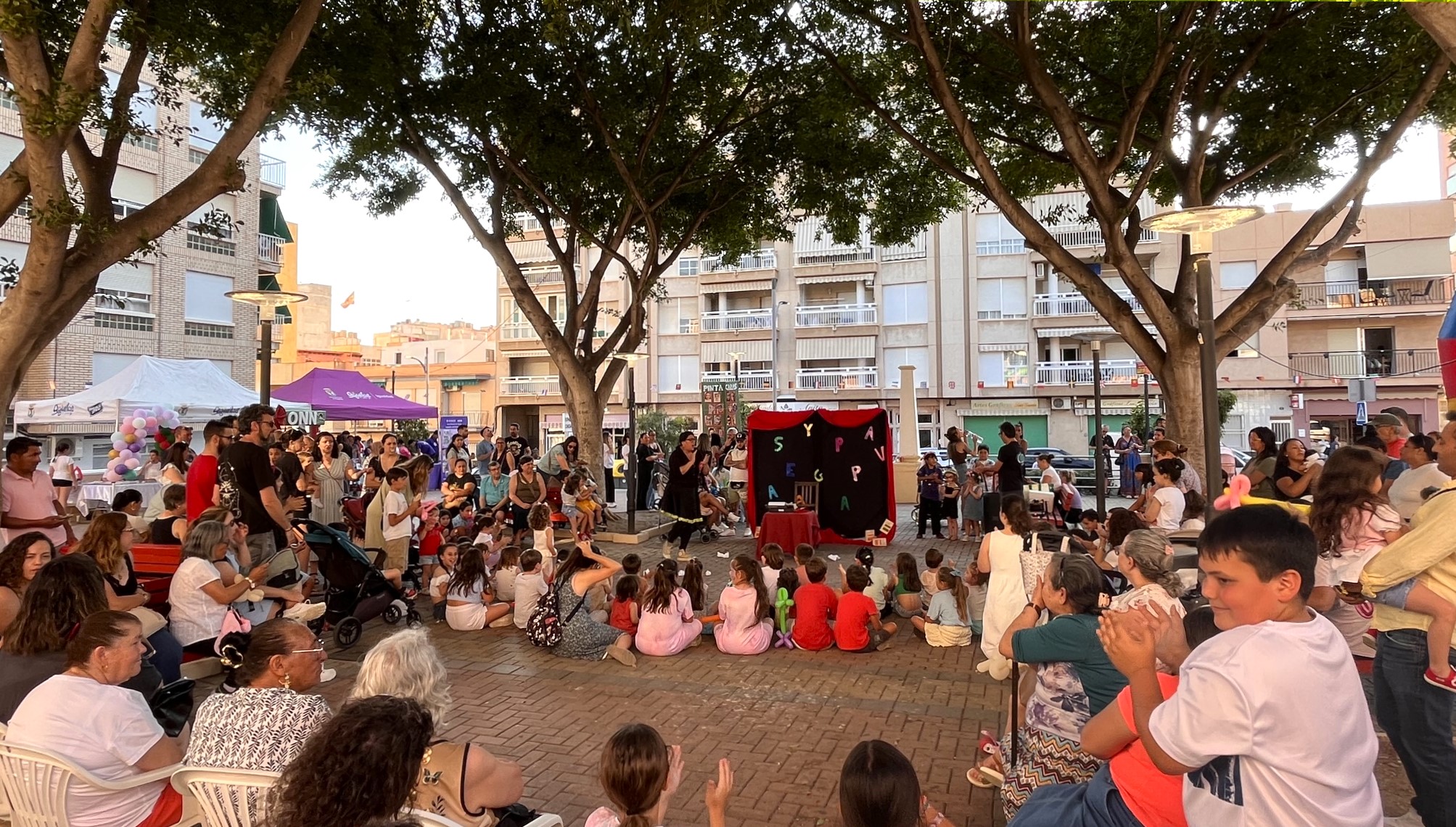 El Parque Blanco celebra su primera fiesta vecinal