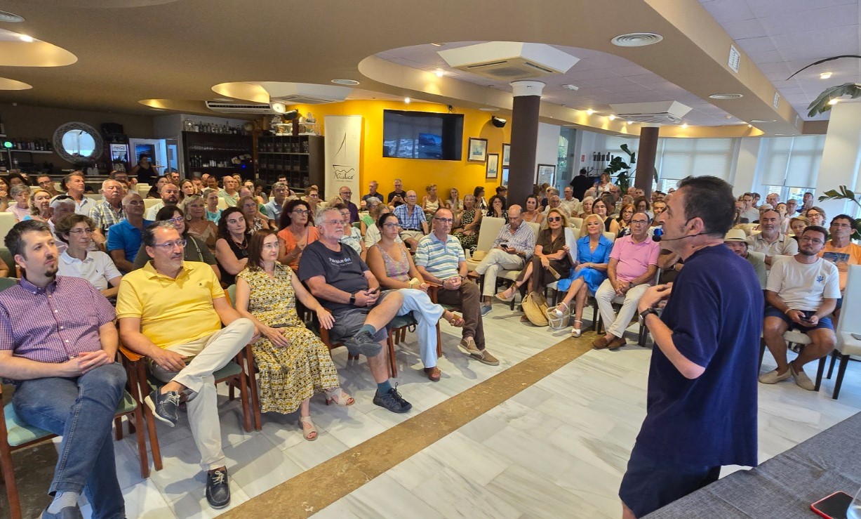 Concluye la campaña "Cuidando el Mar" del Club Náutico de Águilas con gran éxito de participación