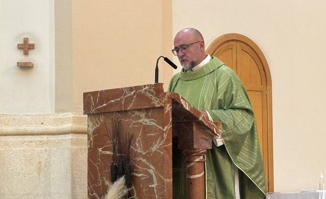 El sacerdote José Antonio Cano, nuevo párroco de la iglesia de San José de Águilas