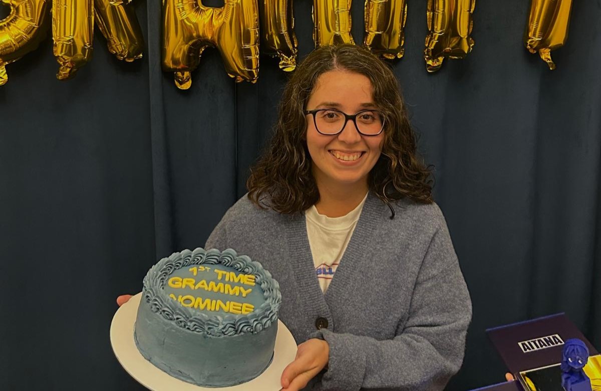 La aguileña Isabel Vicente García gana un Latin Grammy al Mejor Diseño de Empaque por el álbum Cuarto Azul de Aitana