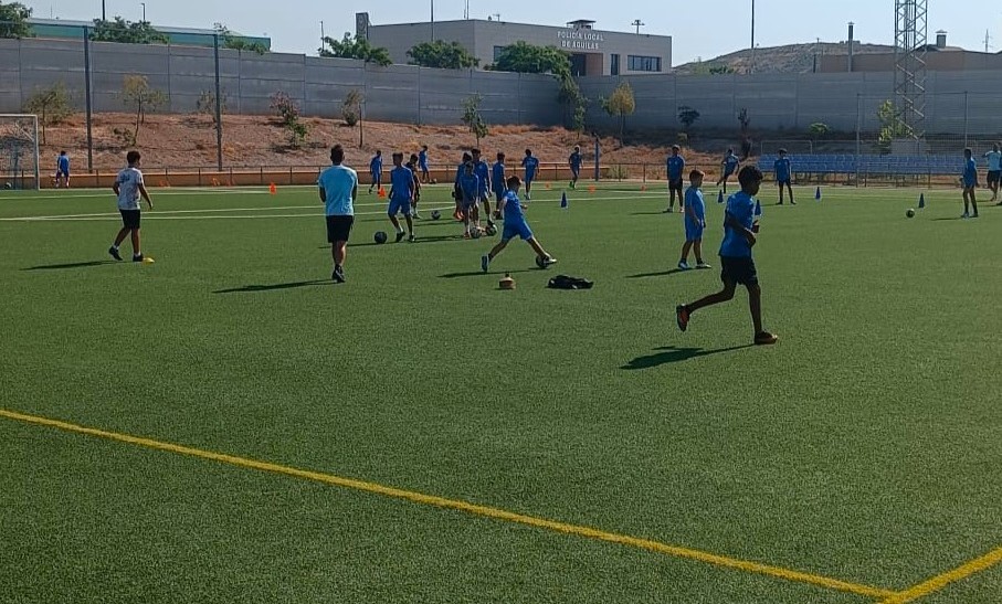 La ACREF Águilas prepara para julio el Campus de Verano con tecnificación, juegos y experiencias con futbolistas profesionales