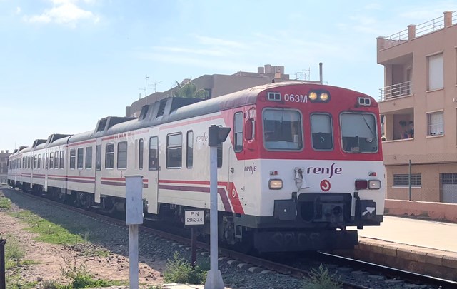 El Ejecutivo regional muestra su rotundo rechazo a la interrupción del tráfico ferroviario, previsto para el 20-N