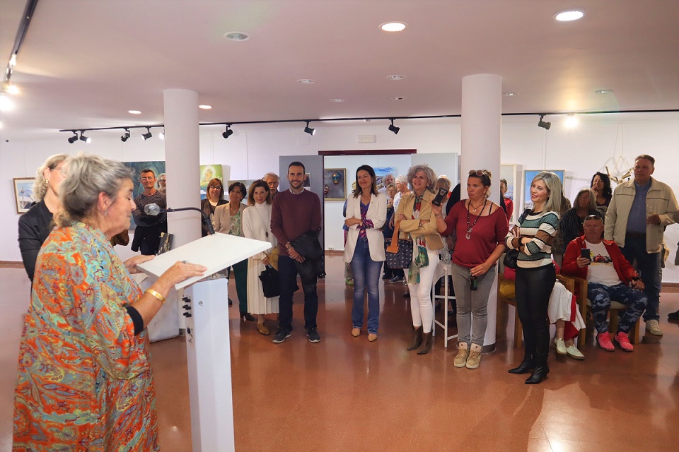 La Casa de Cultura acoge la exposición “Las vueltas que da la vida”