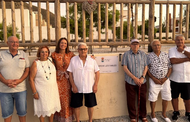“Los Sables” dan nombre a un parque de Calabardina como homenaje a la familia Serrano Buendía