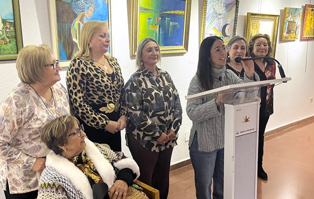 La Casa de la Cultura de Águilas acoge la exposición “Unidas por el arte”