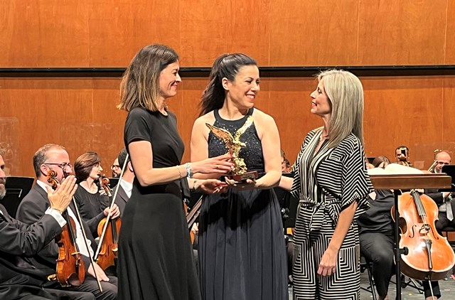 Virginia Martínez se despide como directora de la OSRM en el concierto cierre de temporada de Promúsica