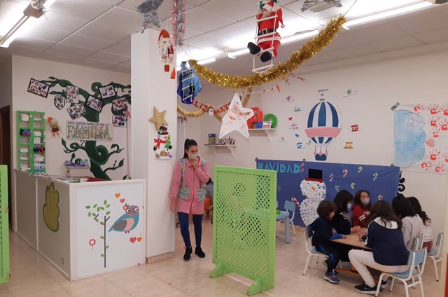 Águilas cuenta con una Escuela de Navidad para facilitar la conciliación de las familias trabajadoras con menores a su cargo  