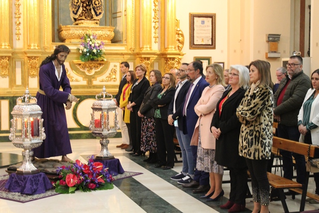 El Paso Morado de Águilas celebra un acto de veneración a la imagen del Nazareno 