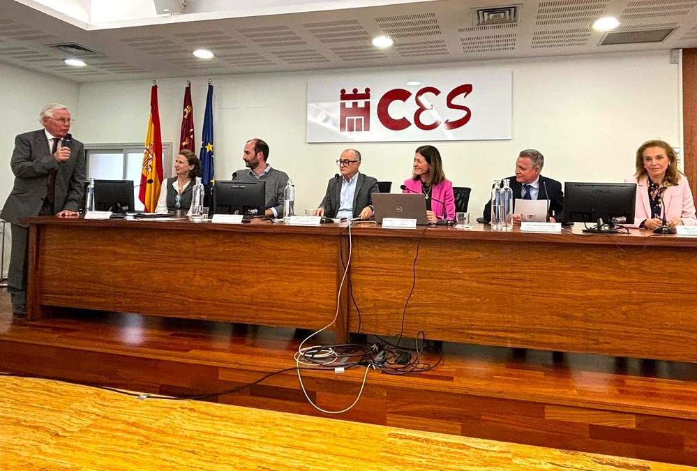 Moreno participa en una Jornada sobre Planificación Urbanística en la Región organizada por el CES