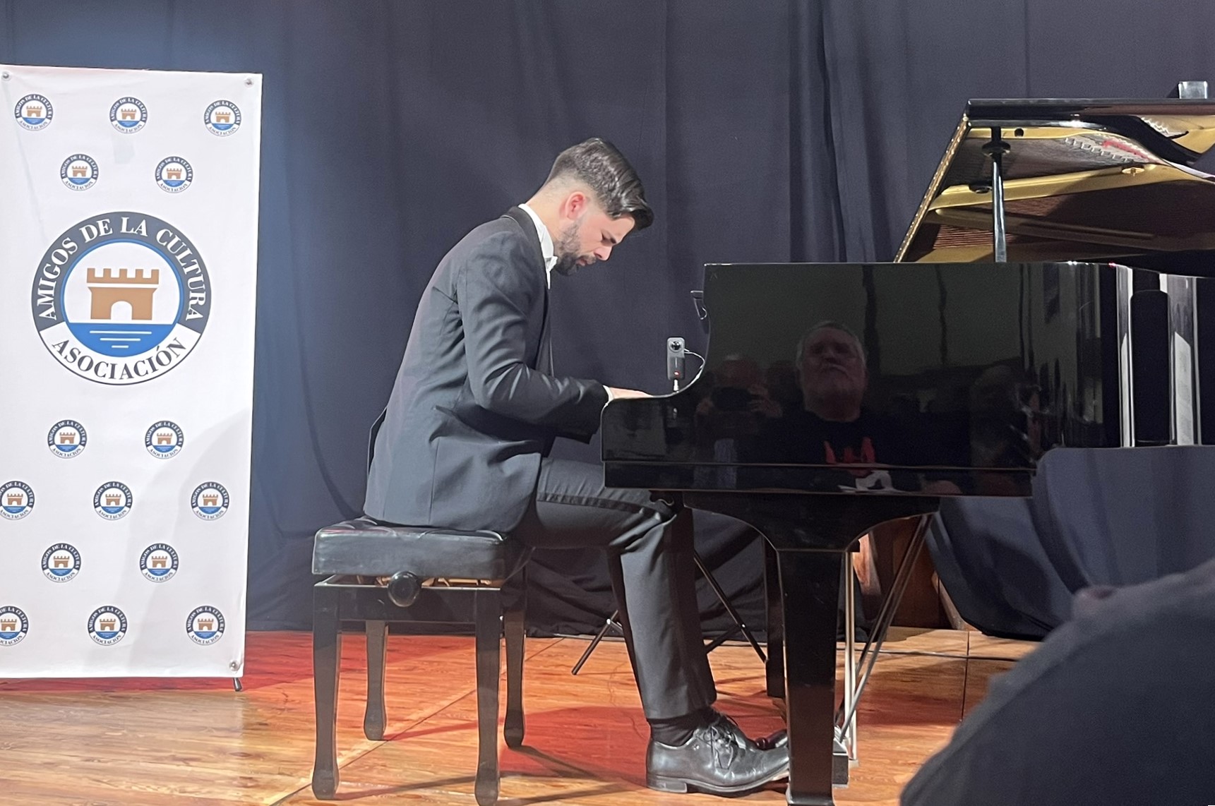 La Asociación Amigos de la Cultura de Águilas cierra el año musical con un concierto de Arturo Abellán