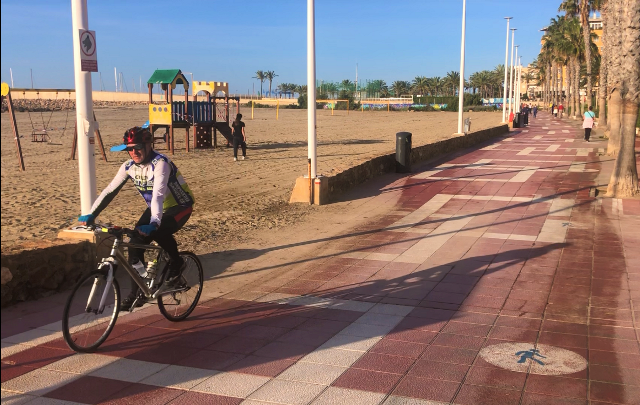 Salud anima a mantener la actividad física extremando las precauciones a la hora de salir a hacer deporte  