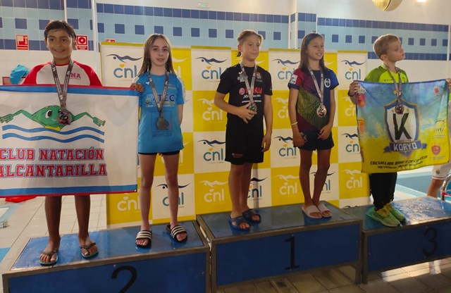 El Club Natación Águilas consigue varias medallas en el XIV Trofeo Ciudad de Lorca