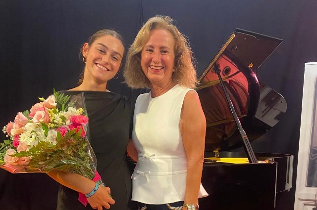 La pianista aguileña Clara Ruiz Salas cierra el ciclo “Jóvenes talentos” organizado por el Casino de Águilas
