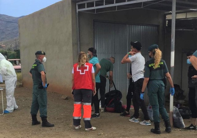 Segundo día consecutivo de llegada de inmigrantes a la costa de Águilas