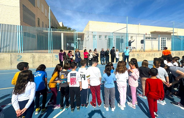 El CEIP Ciudad del Mar organiza una carrera solidaria contra el cáncer infantil