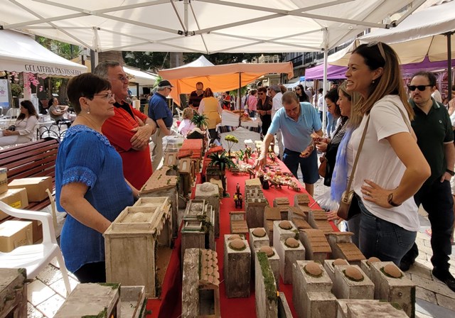 Gran éxito de asistencia al Mercadillo Tradicional celebrado en Águilas