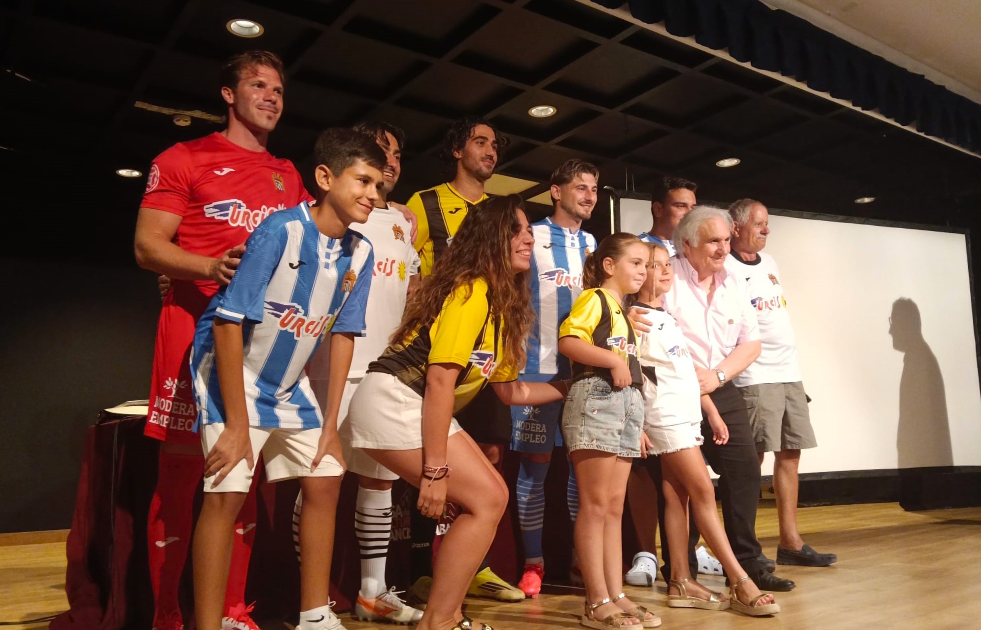 Hoy se ponen a la venta los abonos, con camiseta de regalo, para el debut del Águilas en Primera Federación