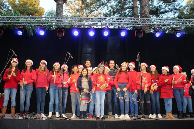 Cientos de escolares aguileños cantan a la Navidad en Águilas