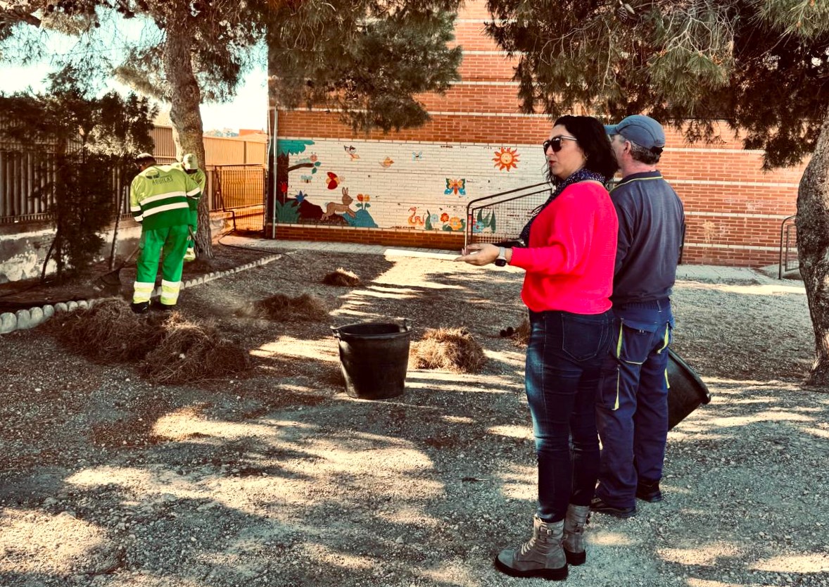 Los colegios públicos de Águilas se preparan para la vuelta de los escolares