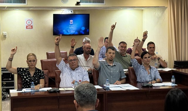 El PP lamenta que “el PSOE vuelva a dar la espalda a Calabardina y se niegue a buscar una solución estable para la playa”