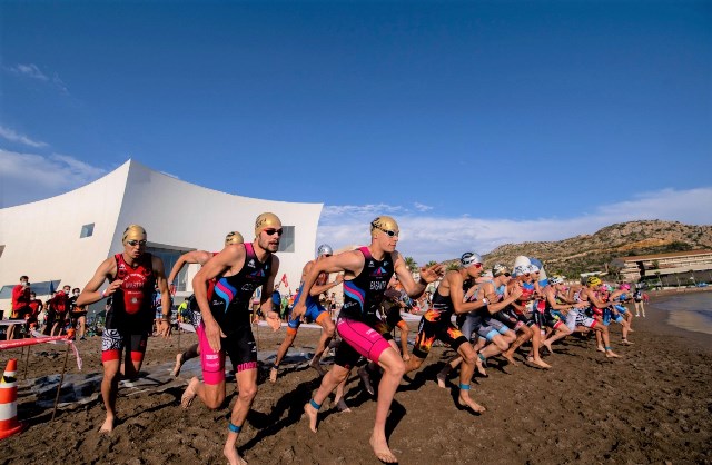 Águilas vuelve a estar muy presente en el calendario nacional de triatlón