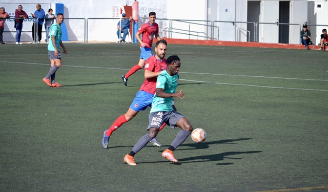 El Águilas empata a cero ante la Minera en un partido con pocas ocasiones y menos ritmo