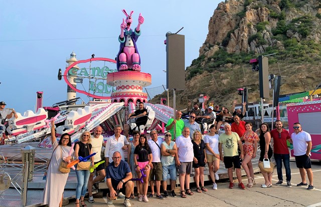 Los feriantes muestran su cara más solidaria en Águilas