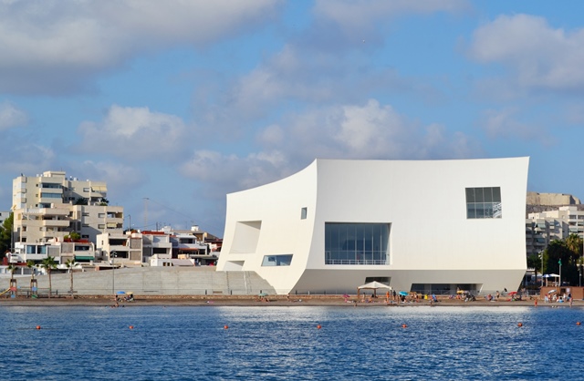 La Concejalía de Cultura da a conocer las bases del XII Salón de Otoño que se llevará a cabo en el auditorio de Águilas 