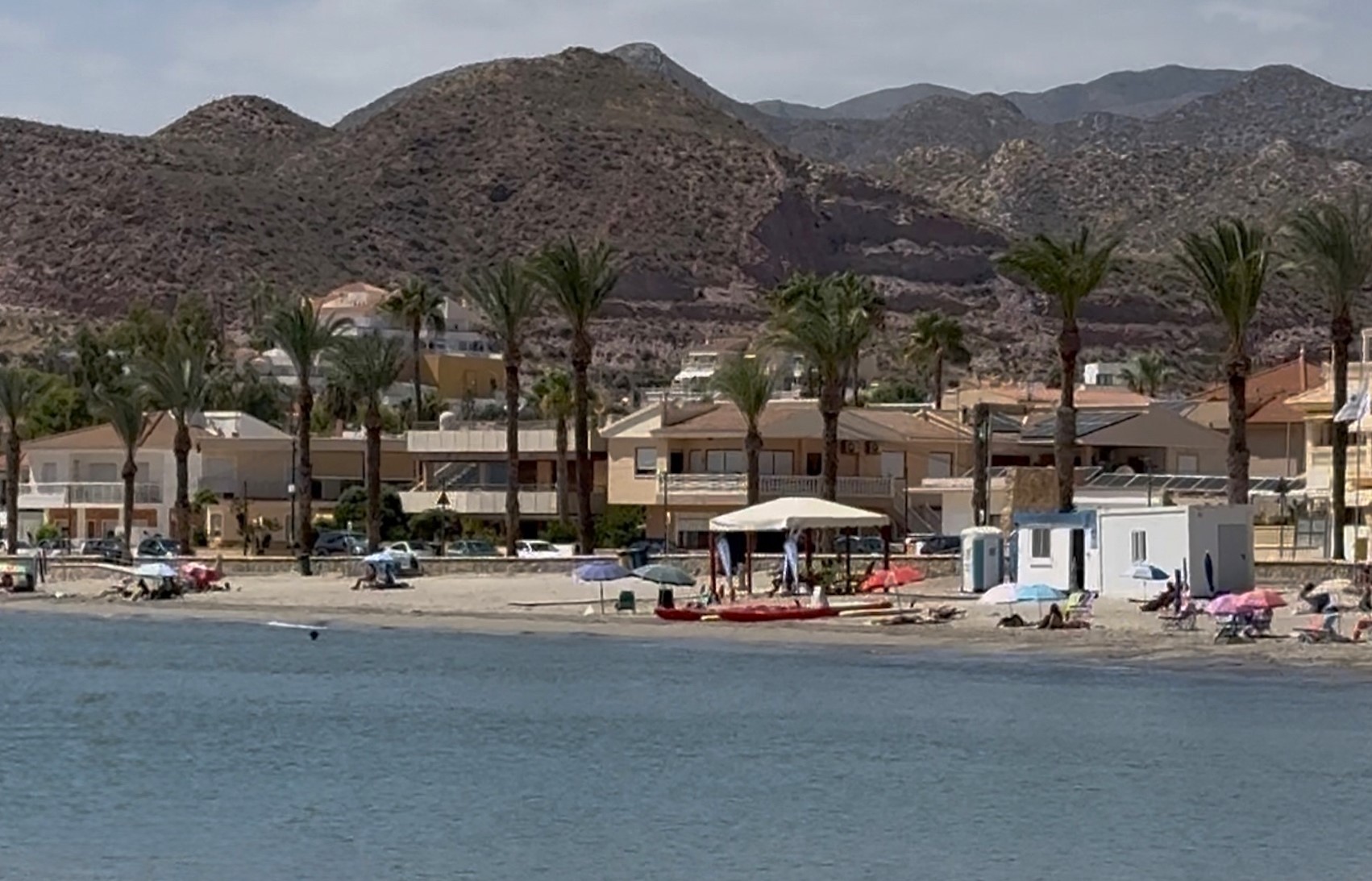 El PP insta al Gobierno de Águilas a mantener la playa de Calabardina en condiciones óptimas durante el verano