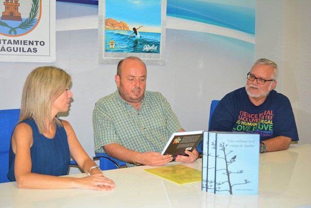 Pedro López presenta el libro “Vida cotidiana en el campo de Águilas”