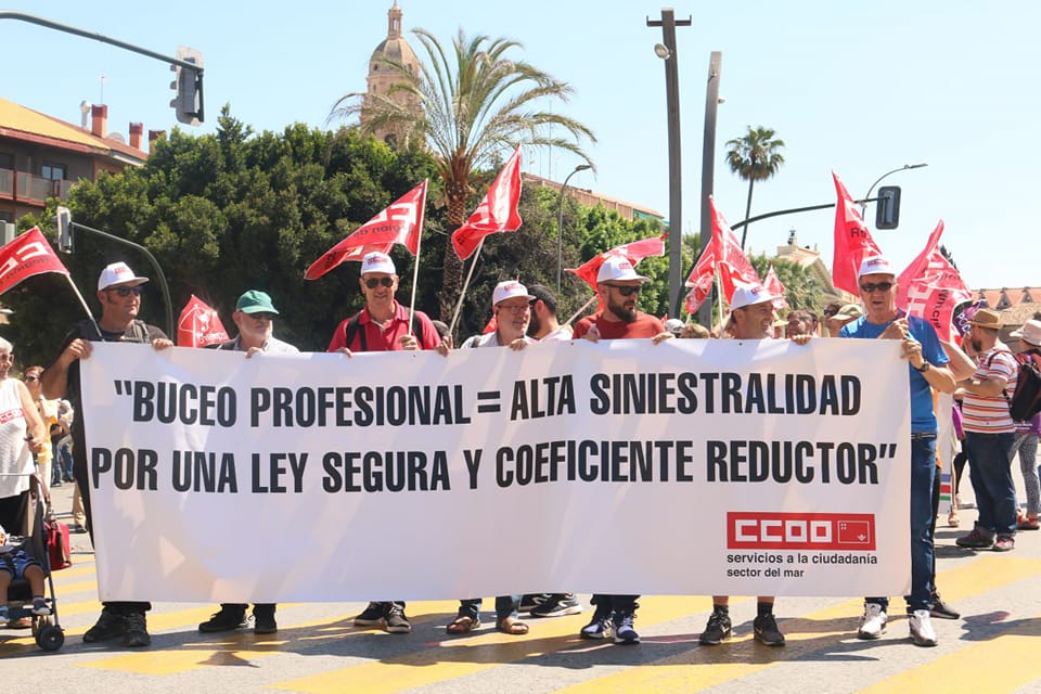 IU-Verdes y Podemos reclaman más seguridad laboral en el buceo profesional