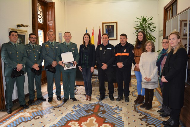  El Ayuntamiento de Águilas reconoce la labor de Antonio Sánchez al frente de la Unidad de Violencia de Género de la Guardia Civil