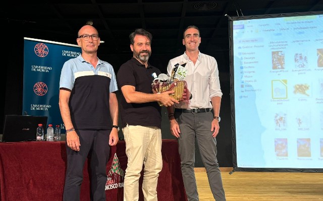 Comienza en Águilas el ciclo de conferencias Mirando al Mar