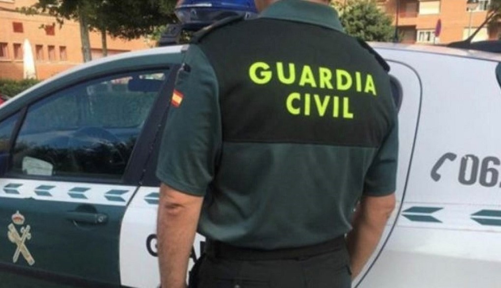 Guardia Civil detiene a 5 personas como presuntos autores de delitos de estafas, grupo criminal, usurpación del estado civil y falsedad documental