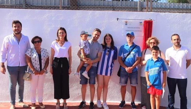 Francisco Gallego Piñero es homenajeado, a título póstumo, poniendo su nombre a una pista del Polideportivo Municipal de Águilas