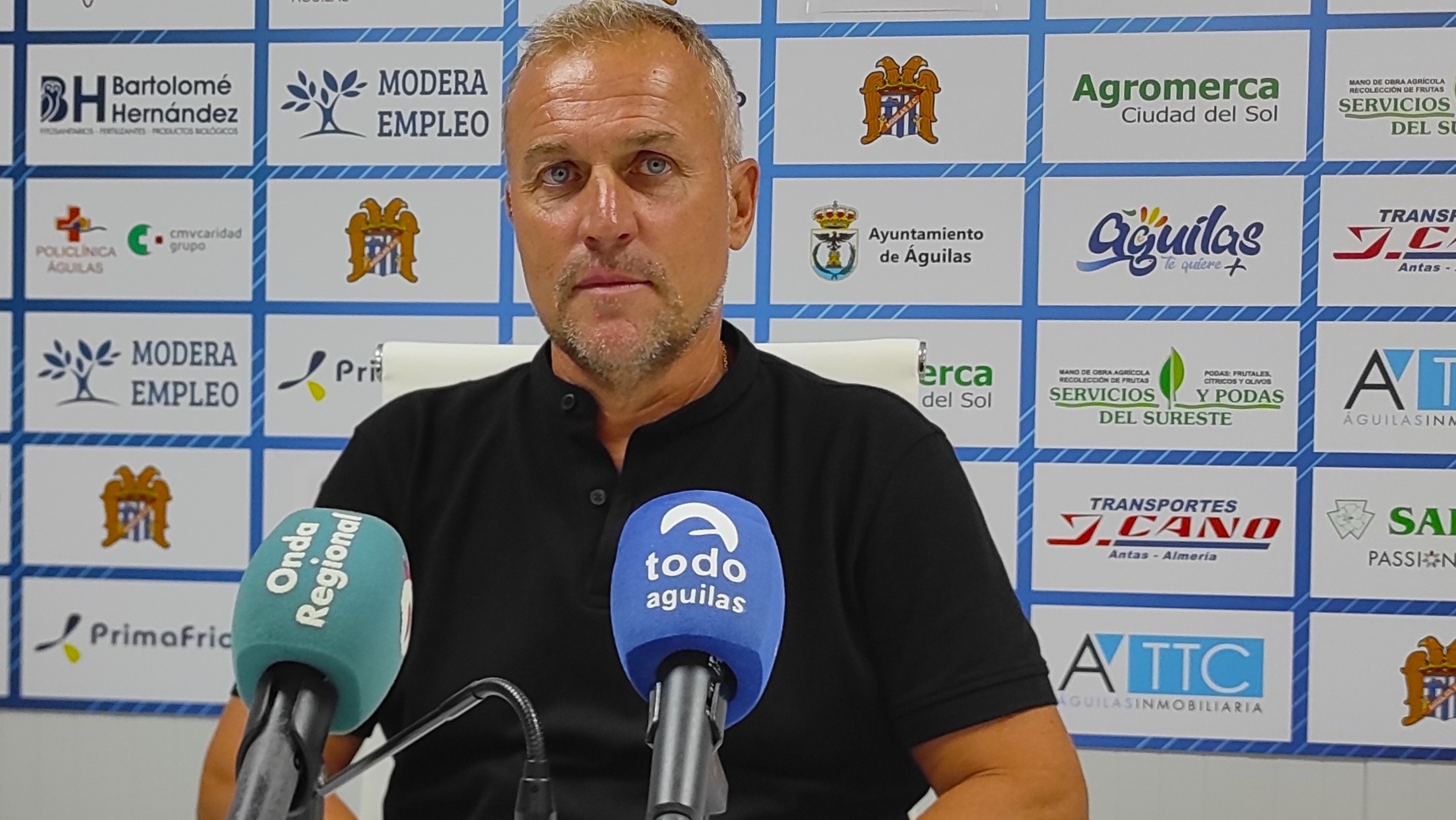 El aguileño Sebas López, pieza clave en el cuerpo técnico de la selección nacional de Antigua y Barbuda