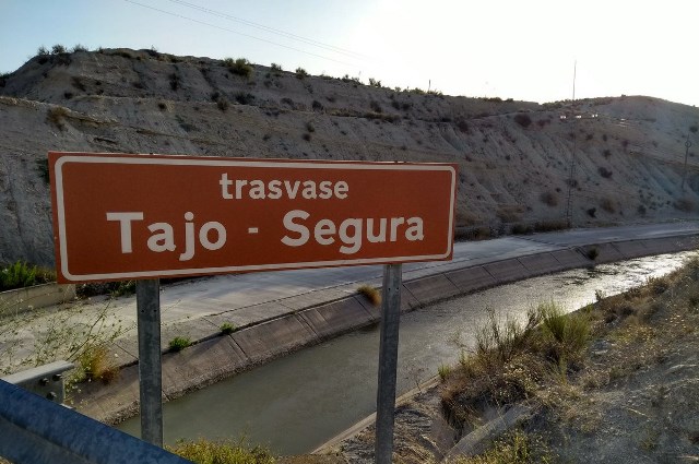 El PSOE de Águilas elevará a Pleno una moción para instar al Gobierno Central a que no recorte el agua del Trasvase Tajo-Segura