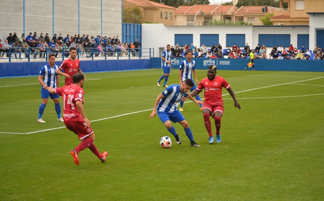 Empate 1-1 en El Rubial entre el Águilas F.C. y el Racing Murcia 