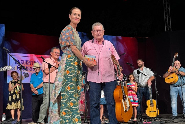 Reconocimiento a José Pelegrín en el multitudinario Encuentro de Cuadrillas de Águilas