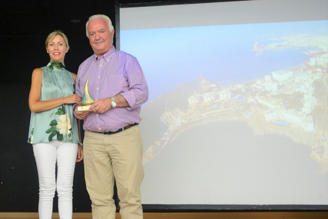 El arquitecto Simón Ángel Ros ofrece en Águilas una aplaudida conferencia dentro del ciclo ‘Mirando al Mar’ 