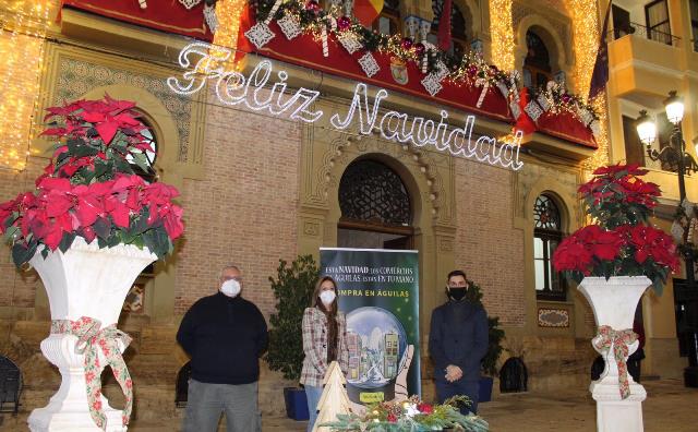 Los comercios de Águilas regalarán 8 aguinaldos de 200 euros y animan a realizar las compras navideñas en el municipio 