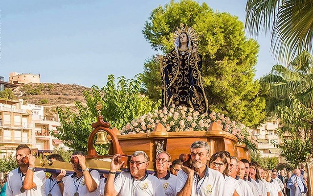 La Virgen de los Dolores será llevada este domingo en procesión hasta la plaza Montcada i Reixac de Águilas