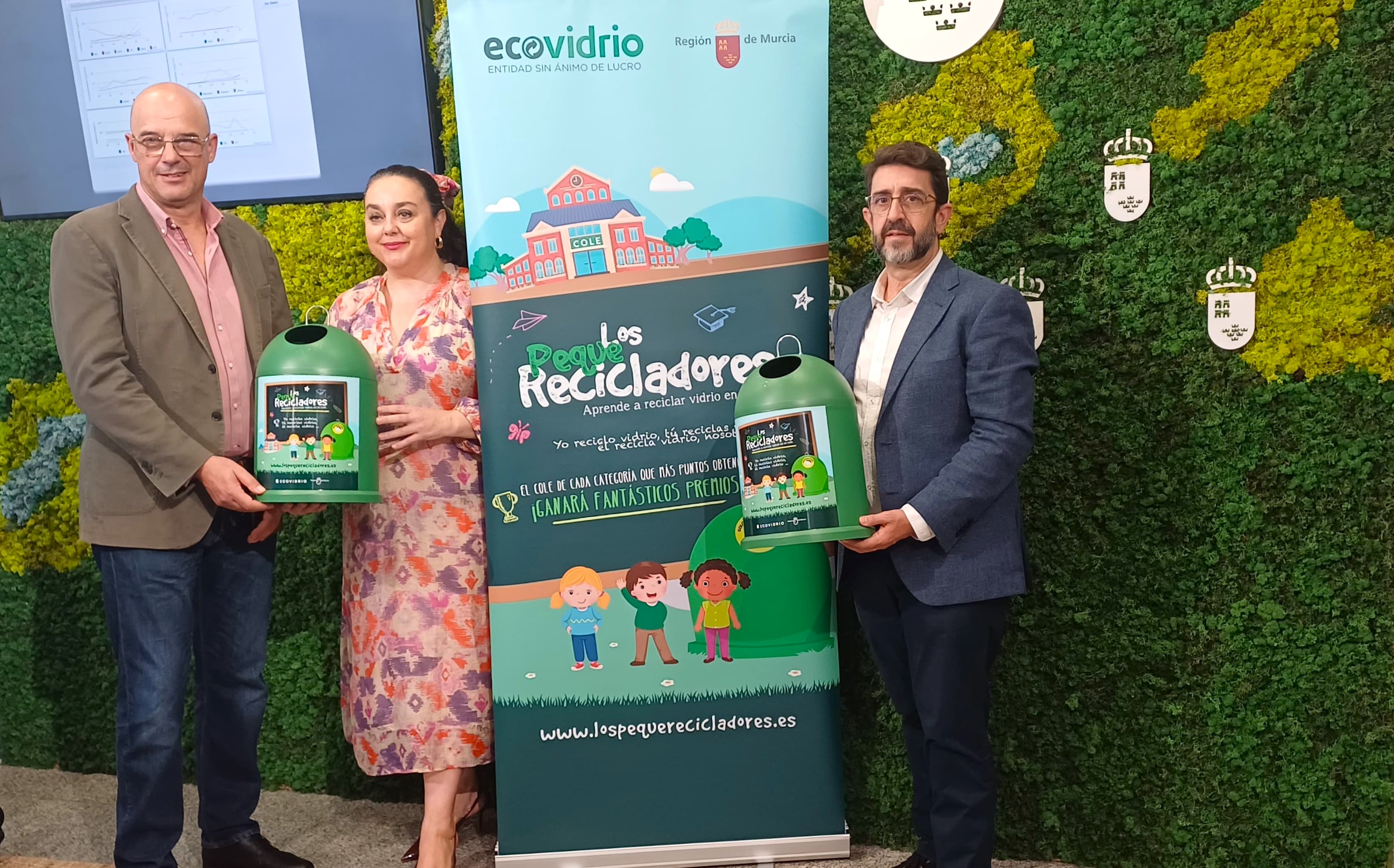 Ocho colegios aguileños participan en la campaña ‘Los Peque Recicladores’ para fomentar el reciclaje de vidrio en los escolares