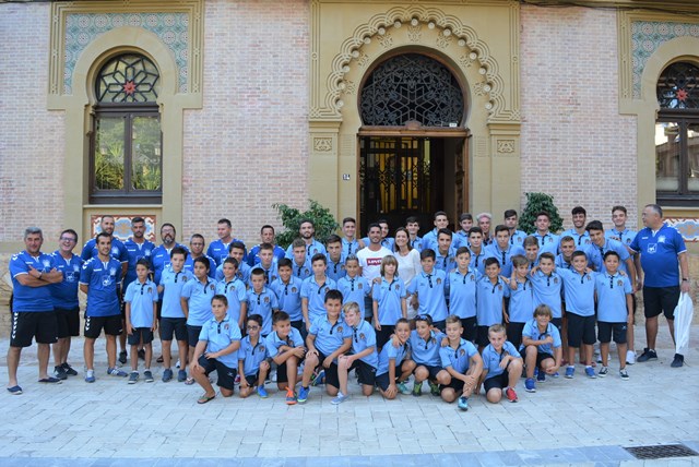 La alcaldesa y el edil de Deportes ofrecen una recepción a los equipos de la Escuela de Fútbol de Águilas