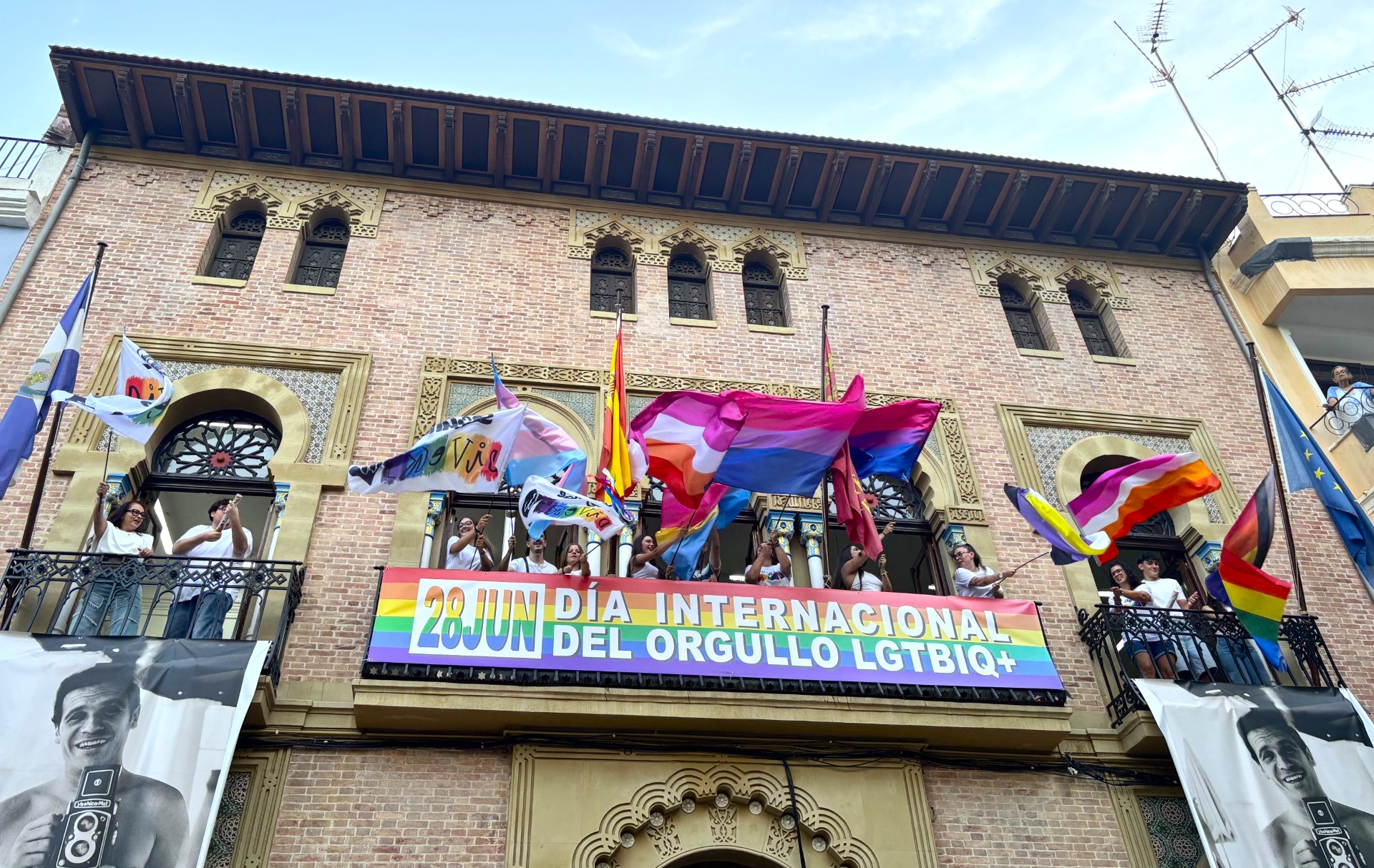 El Ayuntamiento de Águilas conmemora el Día Internacional del Orgullo LGTBIQ+ con un llamamiento a la libertad, la igualdad y el respeto