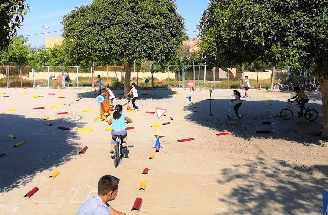 Semana de la Educación Vial en el colegio Ramón y Cajal de Águilas