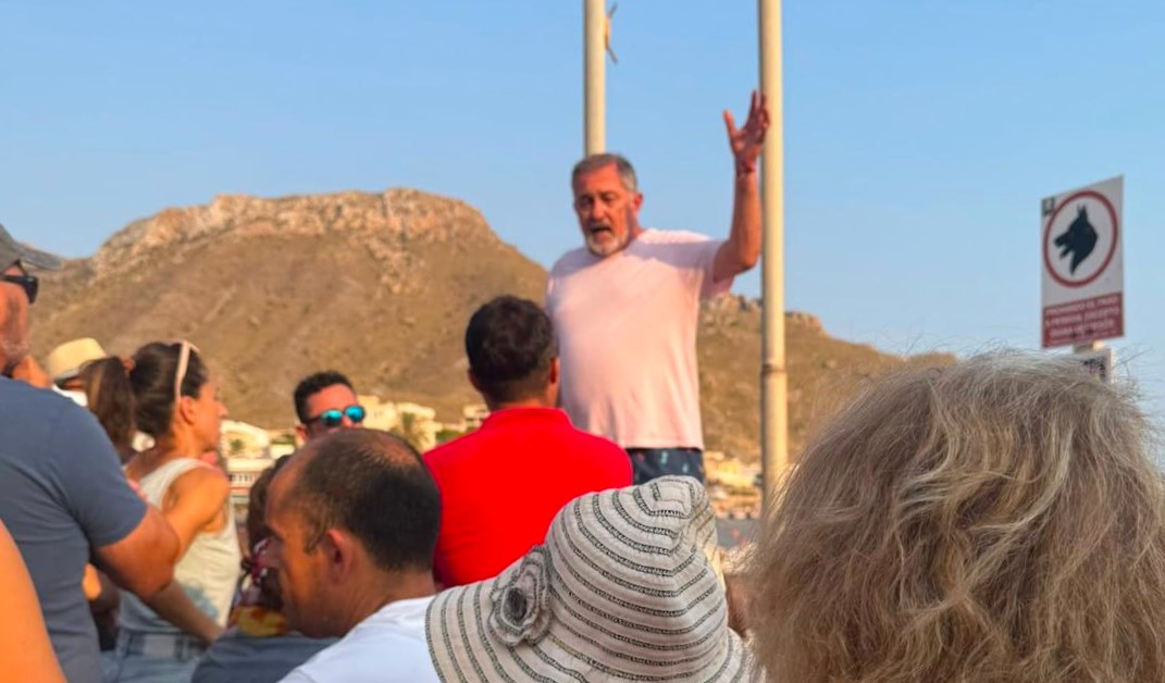 El PSOE de Águilas exige al alcalde de Lorca “que condene el ataque al Ayuntamiento de Águilas y dé explicaciones sobre la actuación del concejal Ángel Meca”