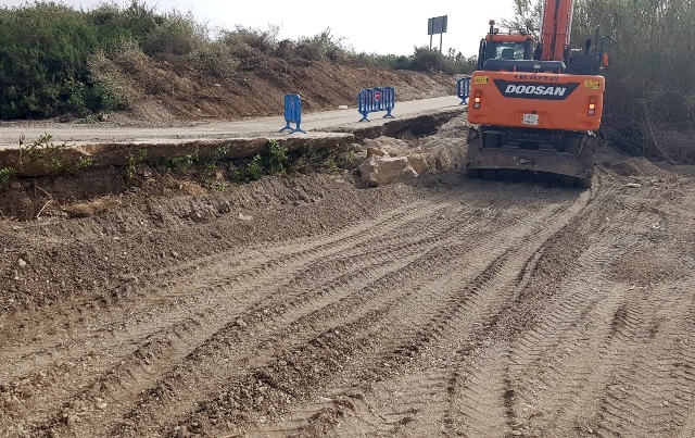 El Ayuntamiento procede al arreglo de los daños producidos por las últimas lluvias en caminos rurales 